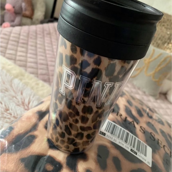VS PINK LEOPARD SHERPA heavy blanket 60x72 Brand New! W tumbler - Picture 2 of 4